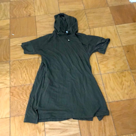 Cable & Gauge Green Hooded T-Shirt Dress - Picture 1 of 1